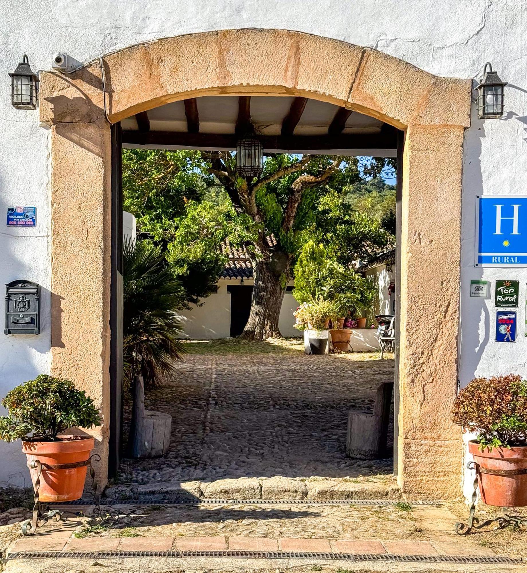 Hotel Cortijo Las Piletas Ronda Eksteriør bilde
